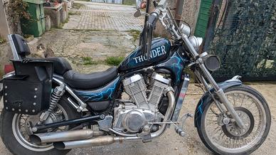 Suzuki Intruder 800