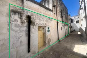 CASA SEMINDIPENDENTE A MESAGNE