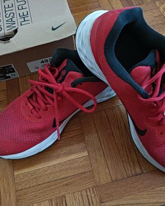 Nike Revolution 6 NN