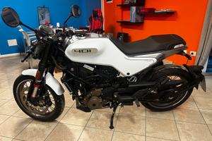 Vitpilen 401 nuova solo 5km