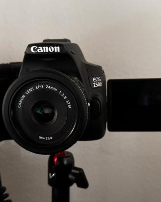 Canon EOS 250D + 18-55 mm is stm