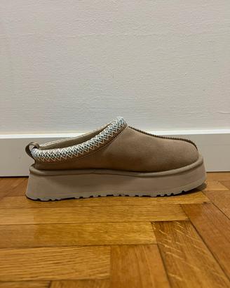 UGG Tazz Sand 