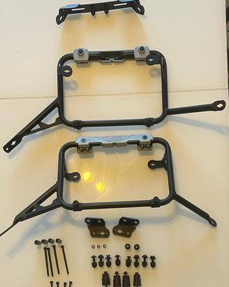 Attacchi portavalige laterali V-Strom 1050XT 2022