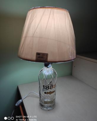 Lume bottiglia rum