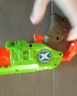 Pisola XSHOT 