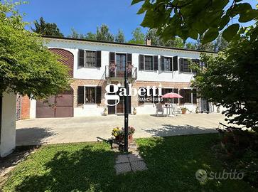 Rustico/Casale/Corte Portacomaro [V036-23VRG]