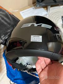 Casco BYE NUOVO