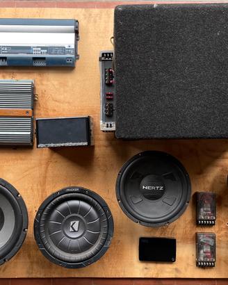 Impianto stereo auto