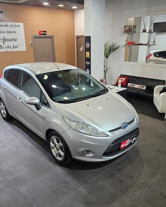 Ford Fiesta 1.4 GPL 5 porte - Titanium
