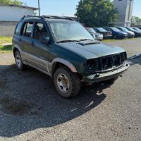 Suzuki Grand Vitara 2.0 Diesel '04 (solo ricambi)