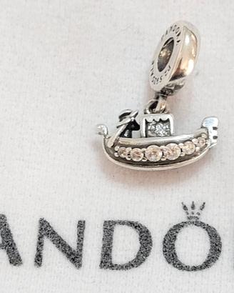 charm gondola venezia