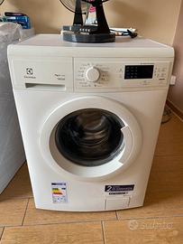 LAVATRICE ELECTROLUX REX 8 Kg