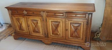 credenza in legno massiccio