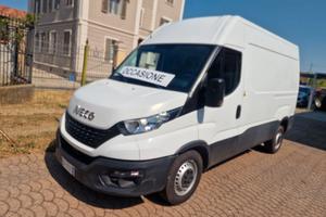 Iveco 35 12 TETTO ALTO PASSO MEDIO