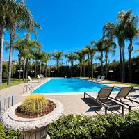 Villa con piscina a Fontane Bianche