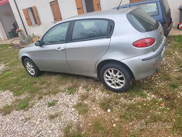Alfa 147