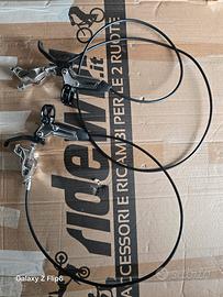 freni sram level ultimate 4 pistoncini