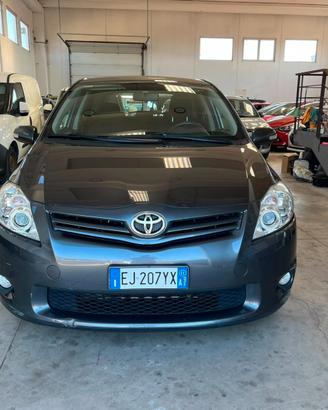 Toyota Auris 1.4 D-4D 5 porte Active 2011
