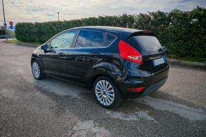FORD FIESTA 1.4 - 2009 BENZINA + GPL 100cv 16v