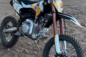 Stupenda Pit bike o' neal