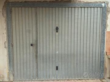 2 porte basculanti per garage/box