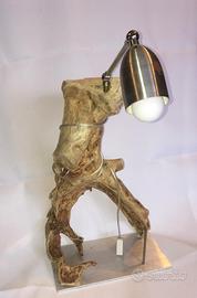 Lampada legno e acciaio