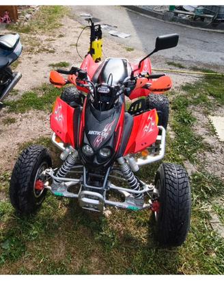 quad Artic cat 400
