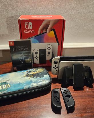 Nintendo Switch Oled bianca