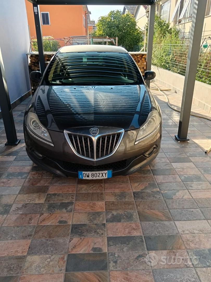 Lancia Delta (2008-2015)
