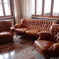 poltrone e divano in pelle