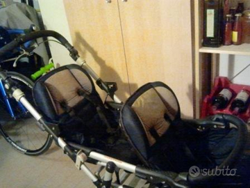 Passeggino fratellare jane