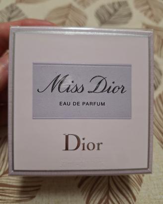 Miss Dior eau de parfum vaporisateur 50 ml