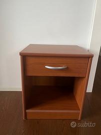 Comodino Bedside Table con Cassetto