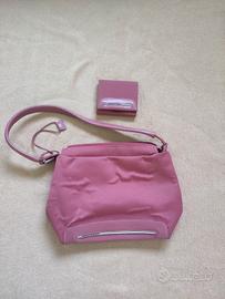 Borsa con portafoglio