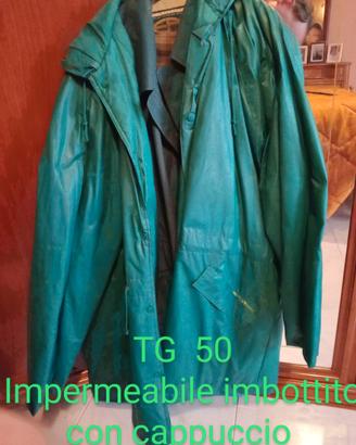 impermeabile imbottito con cappuccio 