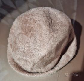 cappello lana beige