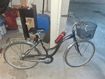 Bicicletta Nuzzi Alabama donna vintage.