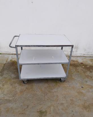 carrello per officina con ripiani