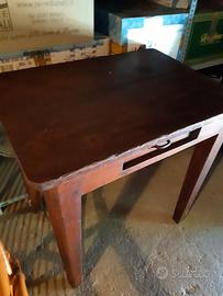 TAVOLO IN LEGNO D’INIZIO 900