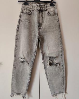 jeans Bershka donna strappati 