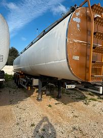 Semirimorchio cisterna adr coibentata 2 scomparti