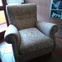 n 2 poltrone