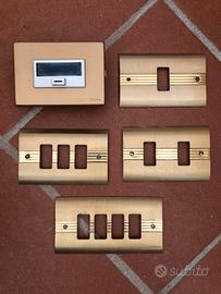 Serie bticino magic con supporti placche e frutti