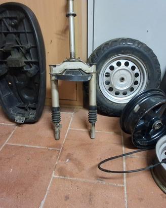 cerchi mbk booster prima serie + ricambi 