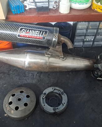 shot v4,campana e frizione malossi,carburatore 19