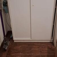 armadio a Ponte più letto più due armadietti
