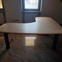 Scrivania per ufficio