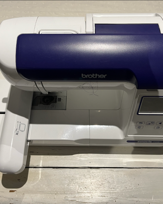 Ricamatrice Brother innovis F440E