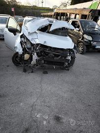 Nissan Micra K14 2017  ricambi disponibili