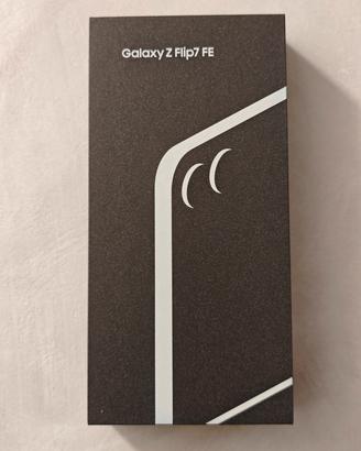 Samsung Galaxy Z Flip7  ancora sigillato 